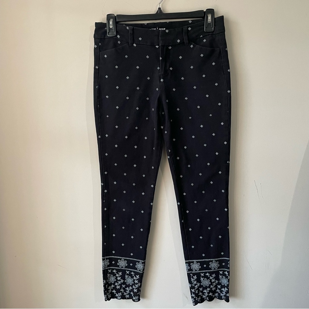 Old Navy Women’s Pixie Mid-Rise pants